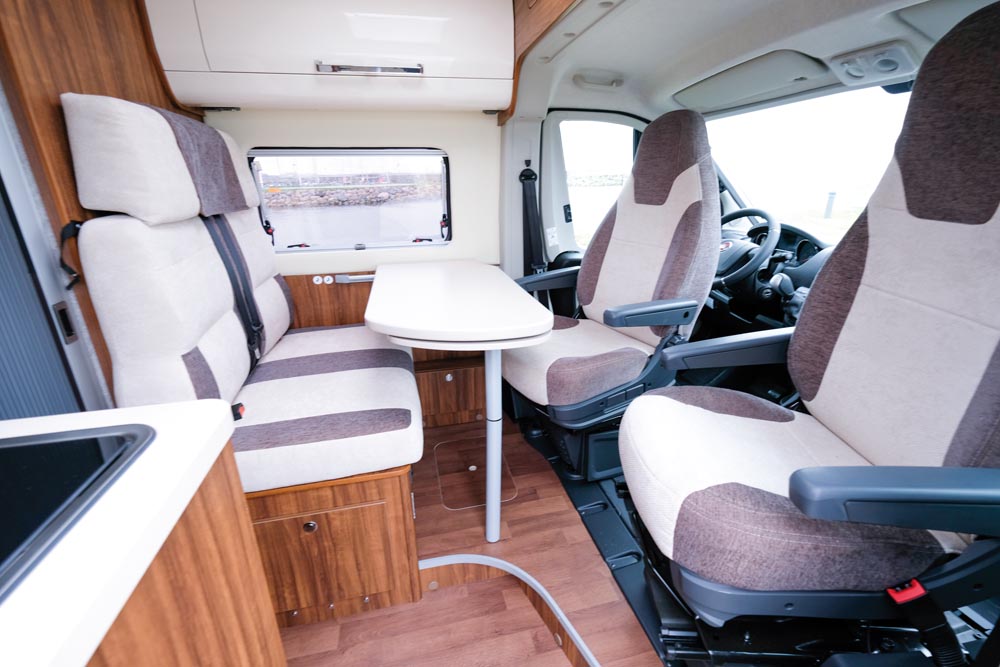 Karmann-Mobil Davis 600 dinett