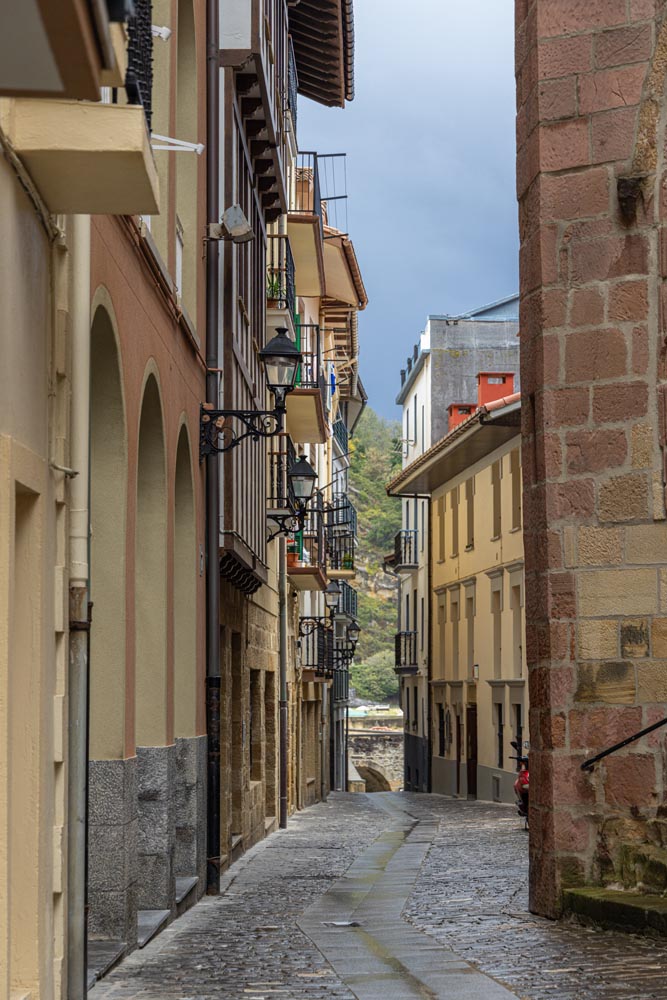 Smal gränd i Getaria.