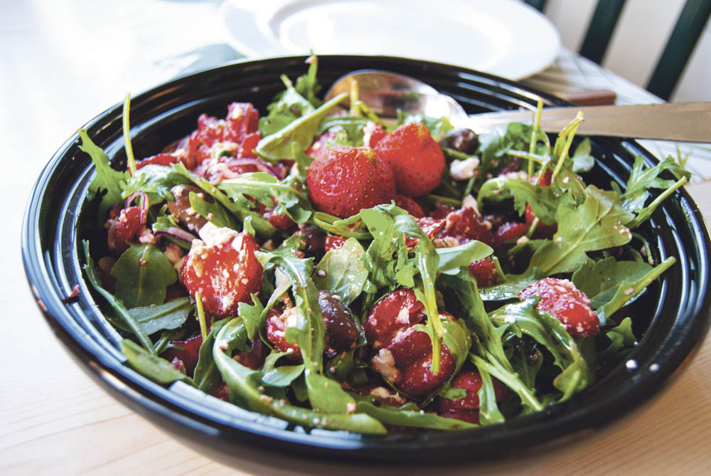 Jordgubbssallad
