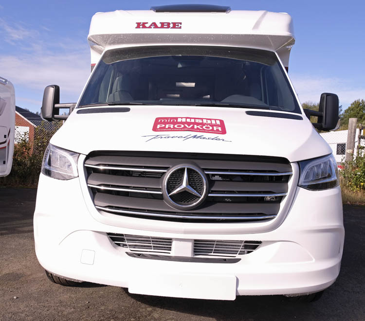 Kabe Travelmaster Royal X780 LXL front