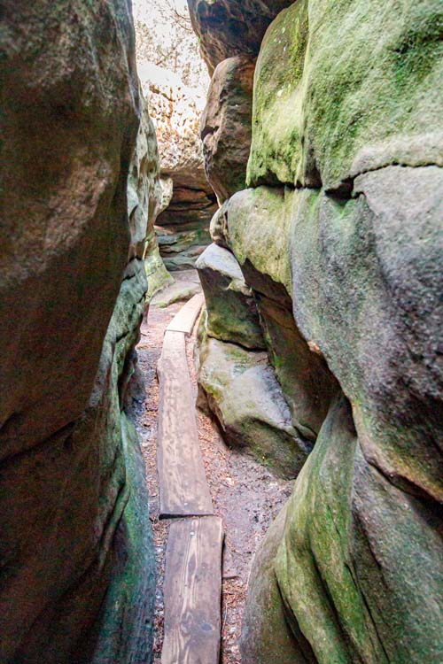 Błędne Skały erbjuder en annorlunda promenad.