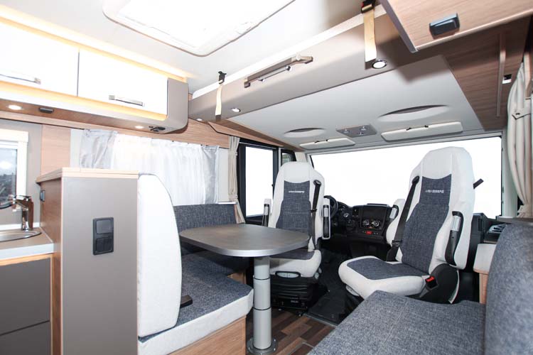 Weinsberg CaraCore 650 MF dinett.