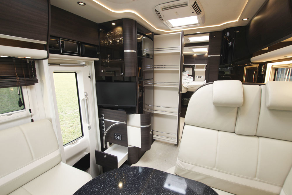 Concorde Charisma 790 L entré.