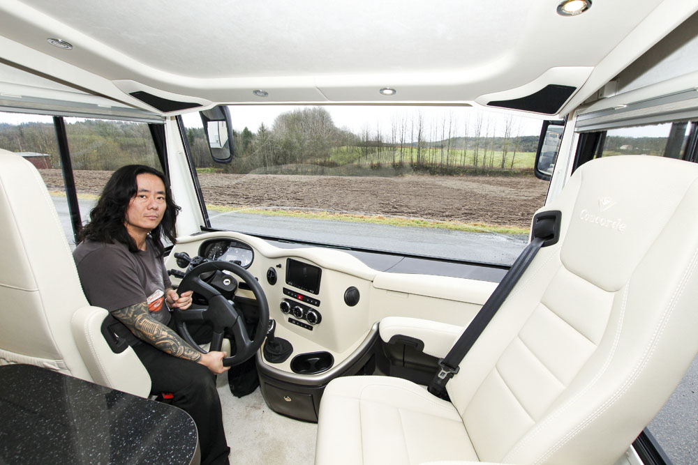 Concorde Charisma 790 L förarmiljö.