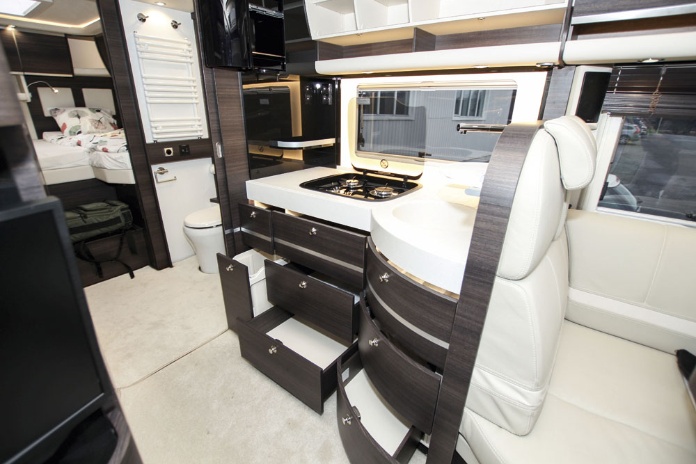 Concorde Charisma 790 L kök.