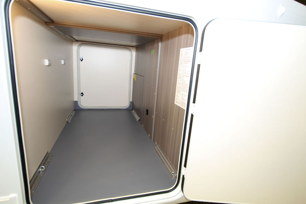 Hobby Optima OnTour T 65 GE garage