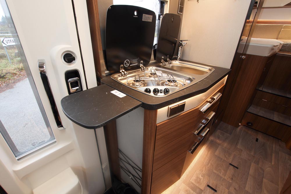 Hymer B580 kök