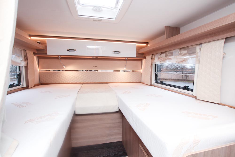 Laika Kosmo 509 sovrum med långbäddar