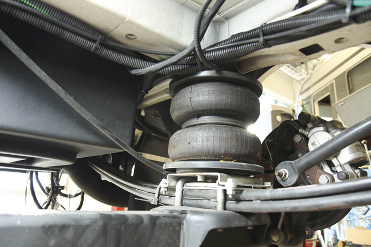 Semiluftfjädring husbil