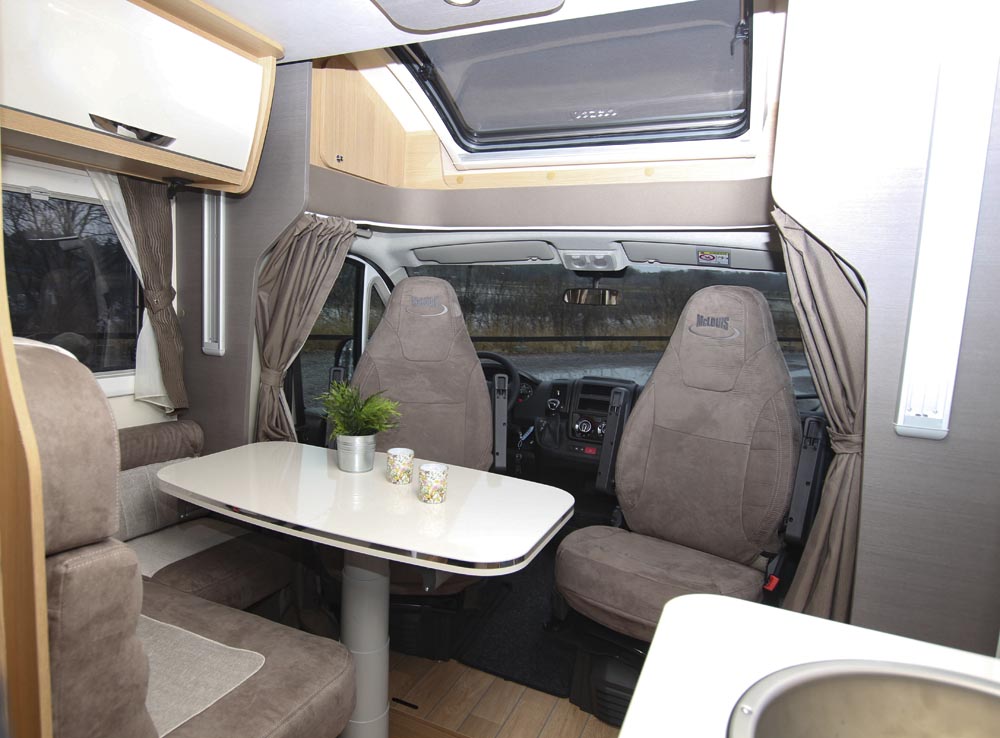 McLouis MC4 330 dinett