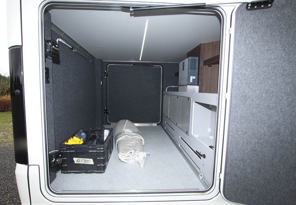 Morelo Palace 88 LB garage