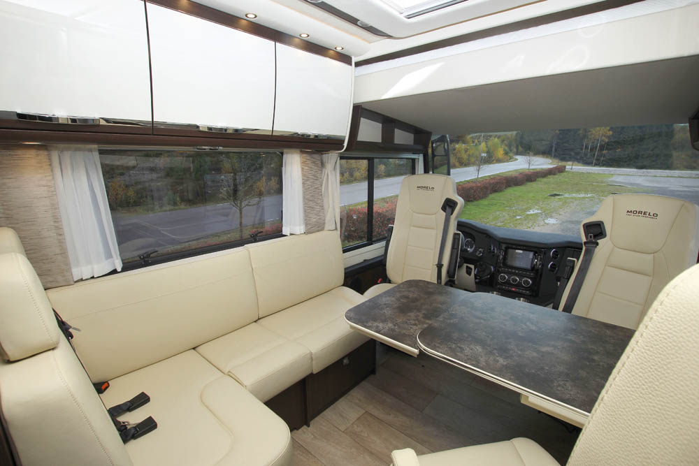 Morelo Palace 88 LB dinett