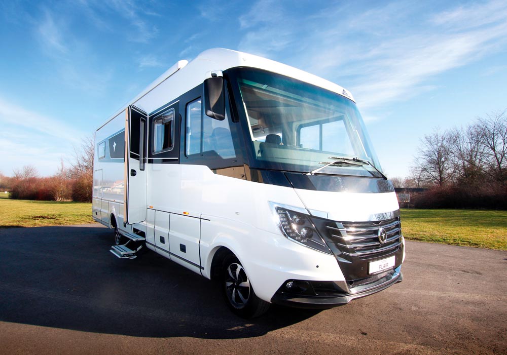 Niesmann+Bischoff Flair 880 BE