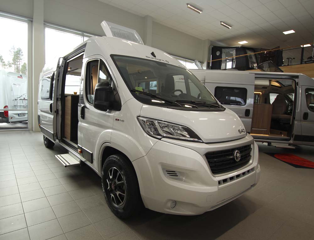 Sunlight Cliff 640 exteriört