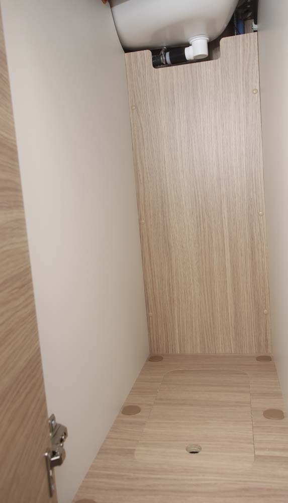 Sunlight Cliff 640 garderob