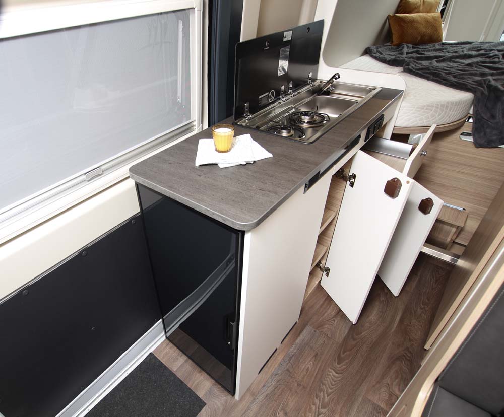 Sunlight Cliff 640 kök